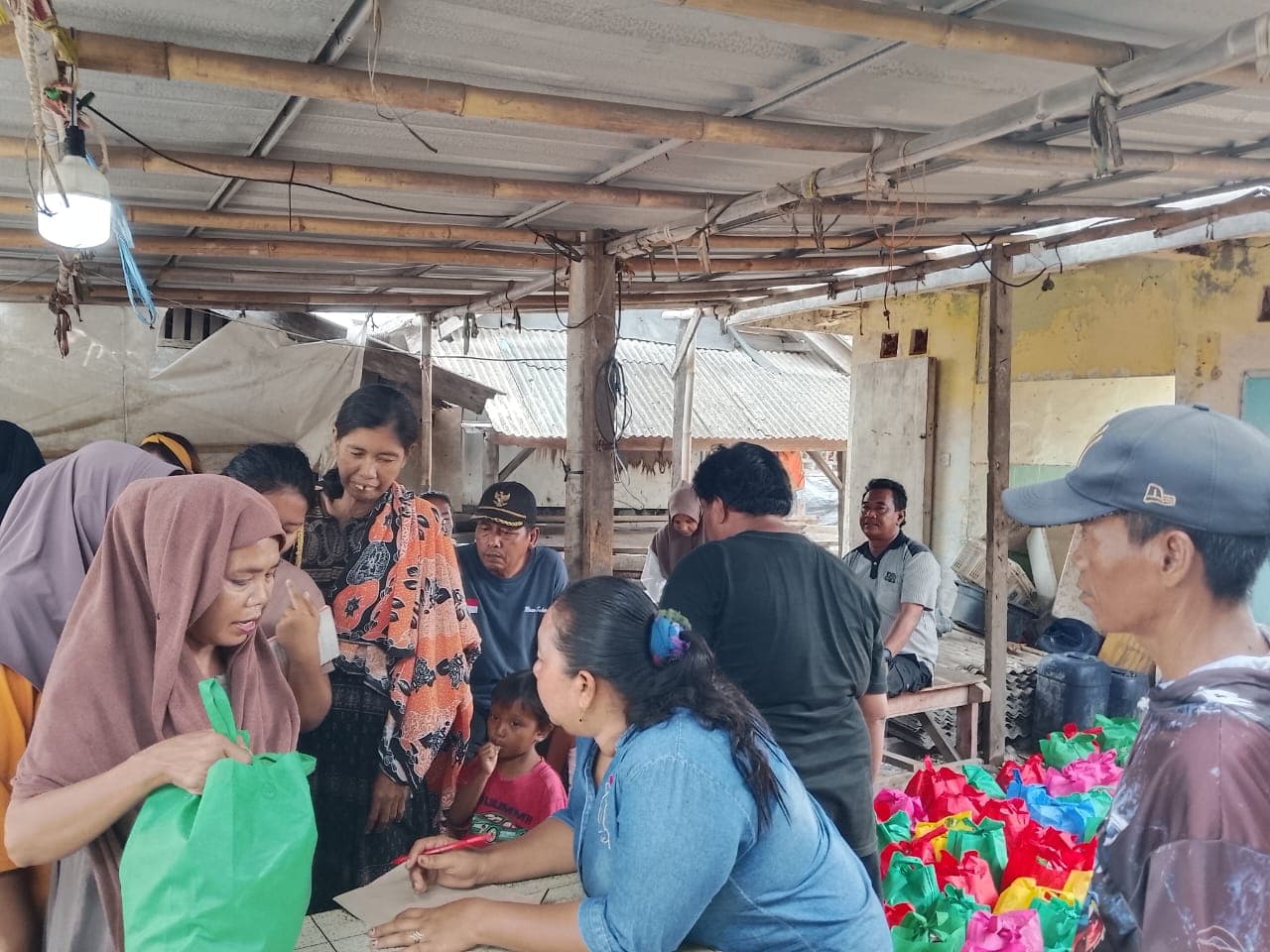 PT TRPN Bagi-bagi 400 Paket Sembako Jelang Ramadhan