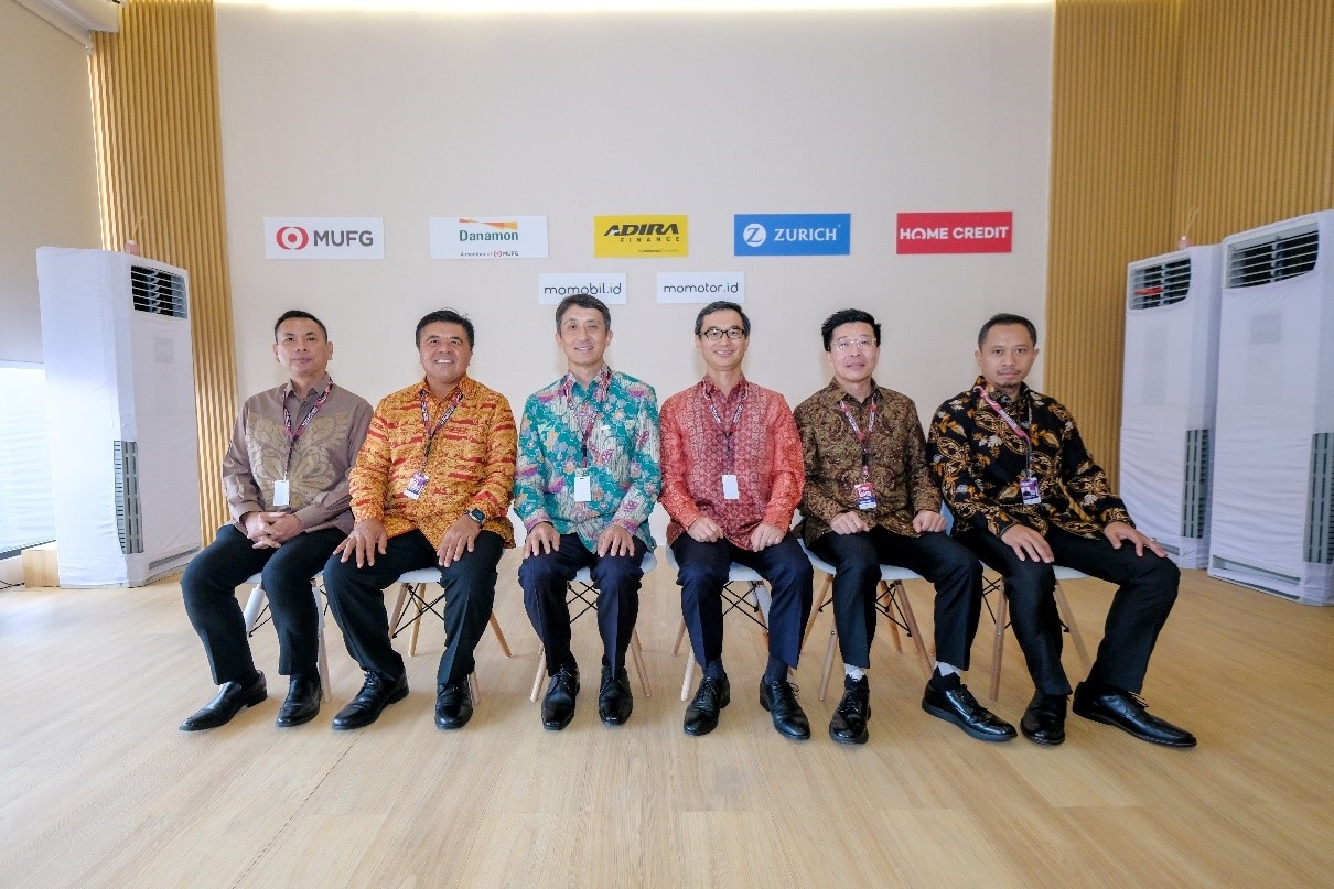 Danamon, Adira Finance dan MUFG Sukseskan Rangkaian Acara IIMS 2025