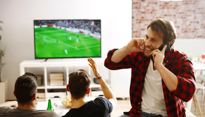 Platform Streaming Legal Terbaik untuk Nonton Pertandingan Sepakbola Real Madrid vs Real Sociedad