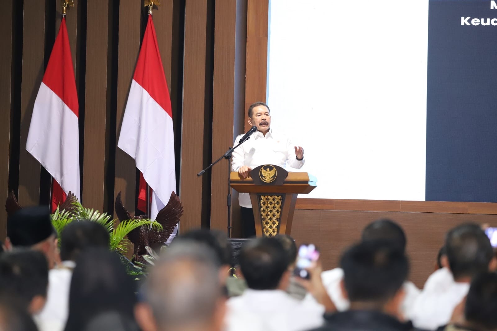 Jaksa Agung Ingatkan Kepala Daerah Jangan Korupsi: Nanti Saya Sikat