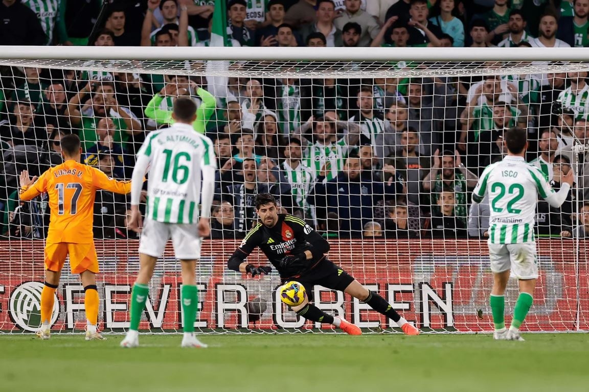 Real Madrid Turun ke Posisi 3, Carlo Ancelotti Sebut Kekalahan atas Betis 'Pukulan yang Berat'