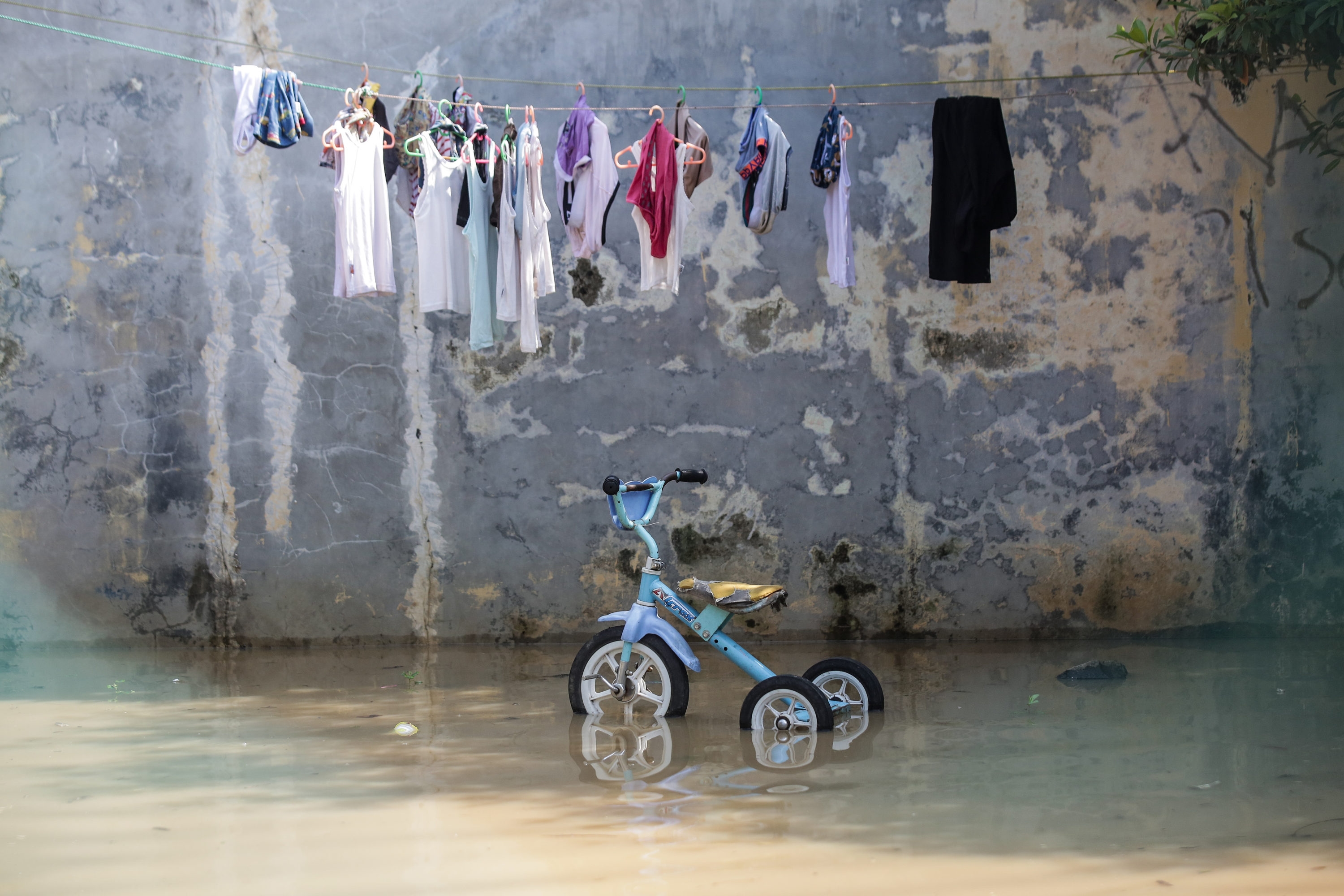 Ramalan Cuaca Jakarta: Hujan Ringan Mengguyur sampai Wilayah Tetangga