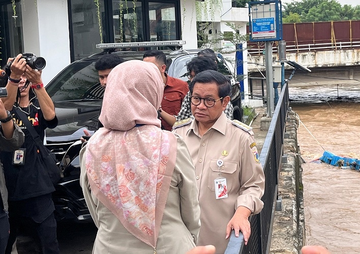 Gubernur Jakarta Minta Modifikasi Cuaca untuk Atasi Banjir