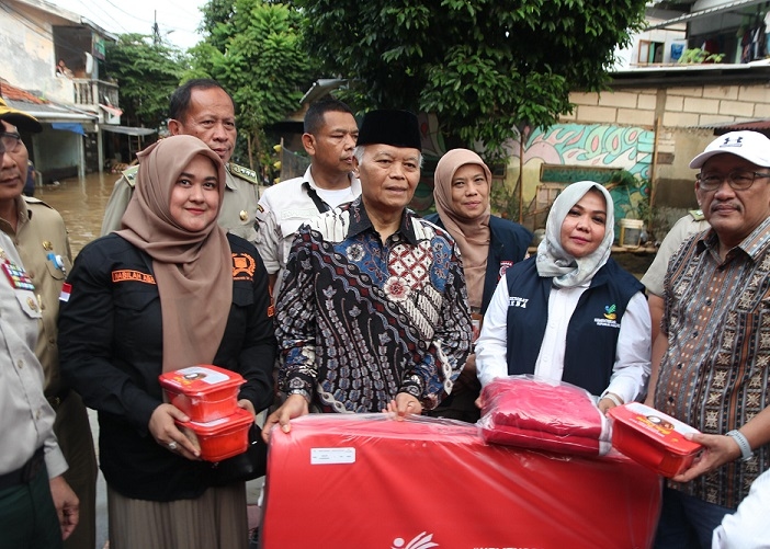Jakarta Kembali Banjir, HNW Salurkan Bantuan dan Apresiasi Gerak Cepat Pemerintah