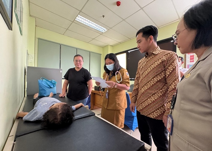 Puskesmas Jangan Persulit Warga Lakukan Cek Kesehatan Gratis