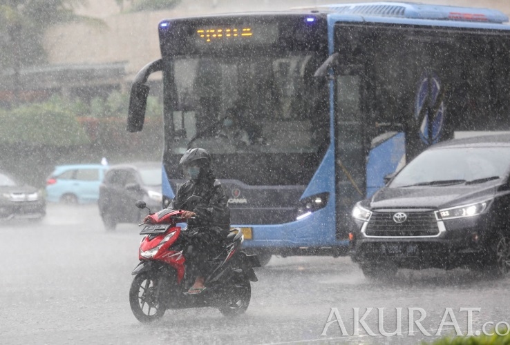 Ramalan Cuaca: Kota-kota Besar Diprakirakan Diguyur Hujan