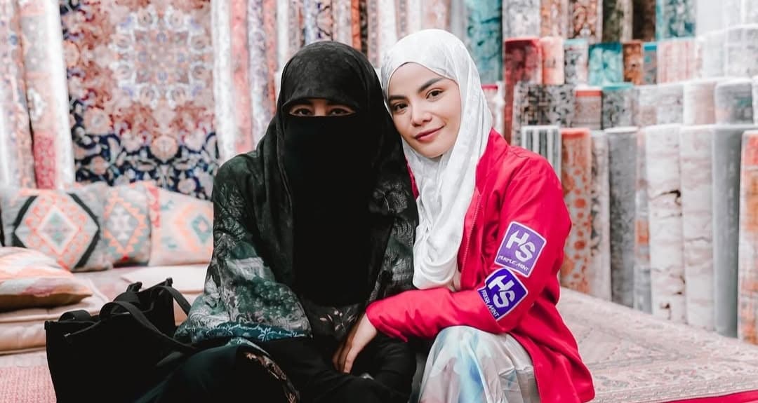 Enggak Banyak yang Tahu, Dinar Candy Ternyata Jadi Ketua Kajian Umi Pipik, Tobat Nih Bu?