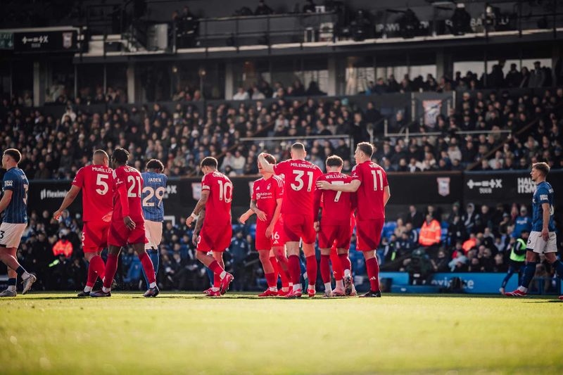 Hasil dan Klasemen Liga Inggris: Nottingham Forrest 'Pepet' Arsenal, Man City Tertahan Brighton