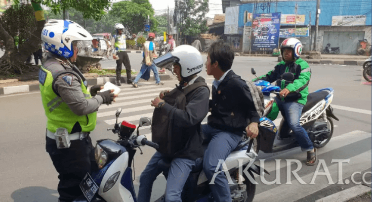 Waspada! Aturan Tilang Kendaraan Bermotor Segera Diperbarui April 2025, STNK Mati Dua Tahun Langsung Disita!