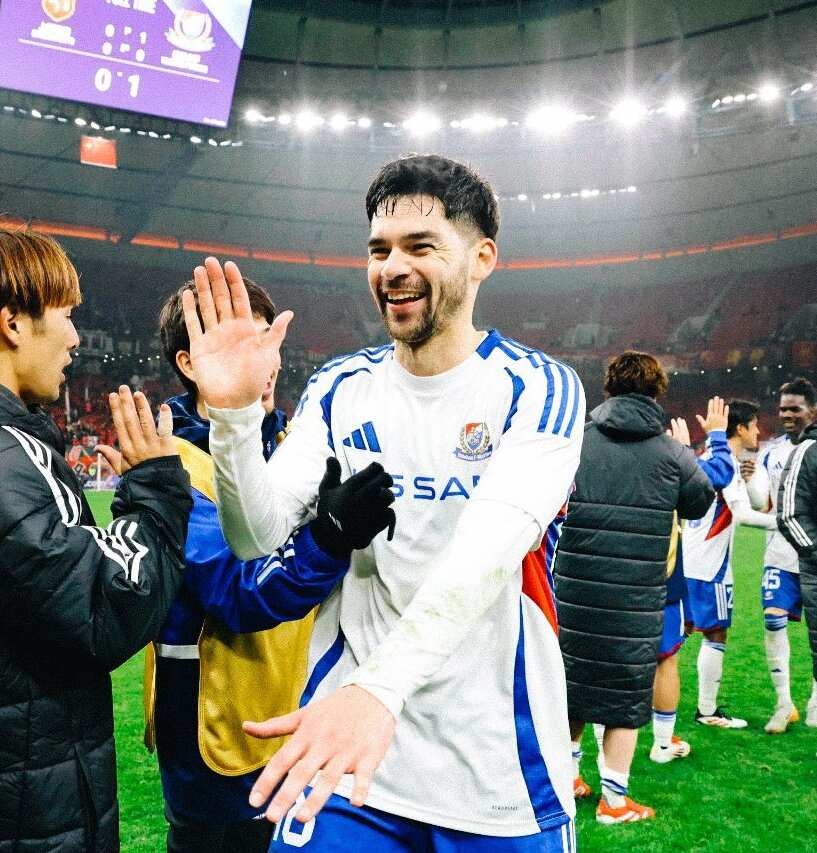 Bek Timnas Sandy Walsh Akan Hadapi Cristiano Ronaldo di ACL Elite