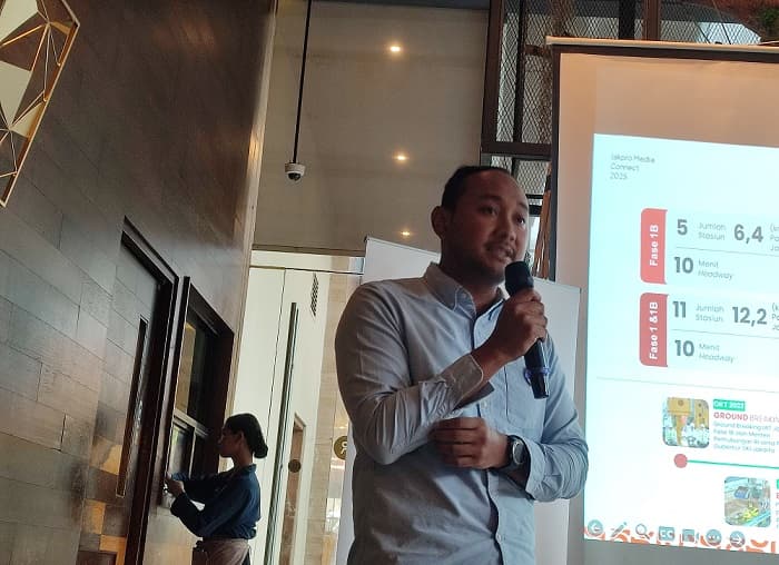 Pembangunan LRT Jakarta Fase 1B Capai 48,97 Persen, Ditargetkan Selesai Tahun Depan