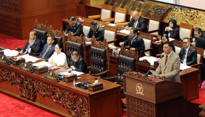 TOK! RUU TNI Disahkan DPR Hari Ini Jadi UU, Ketahui Daftar Pasal Krusial yang Diubah
