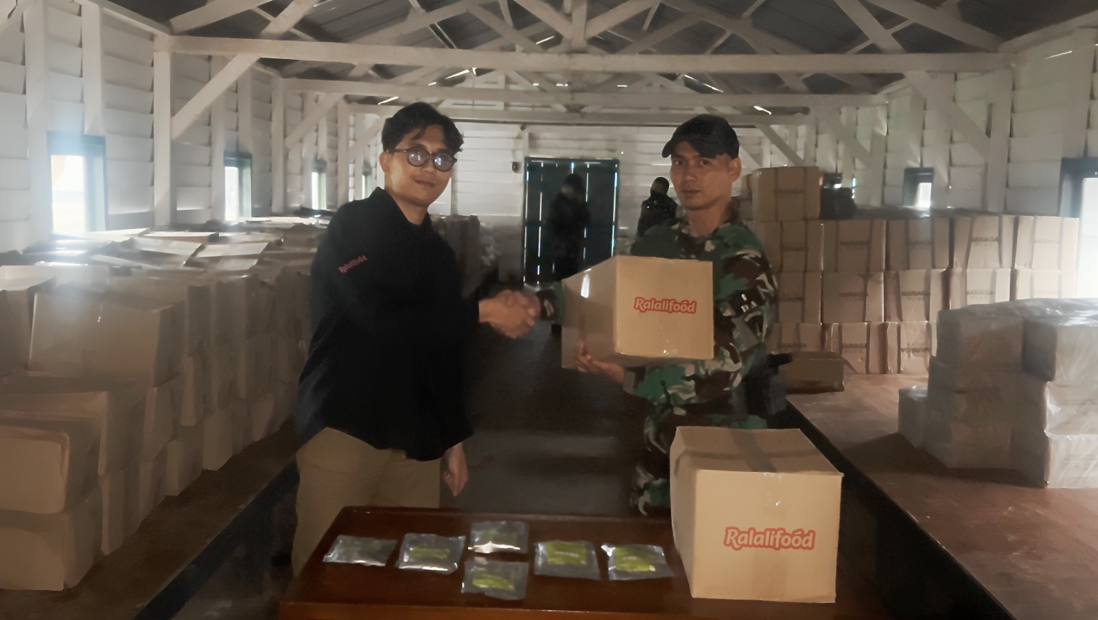 Kerja Sama dengan TNI, Ralali Food Hadirkan Makanan Siap Saji yang Bergizi untuk Prajurit