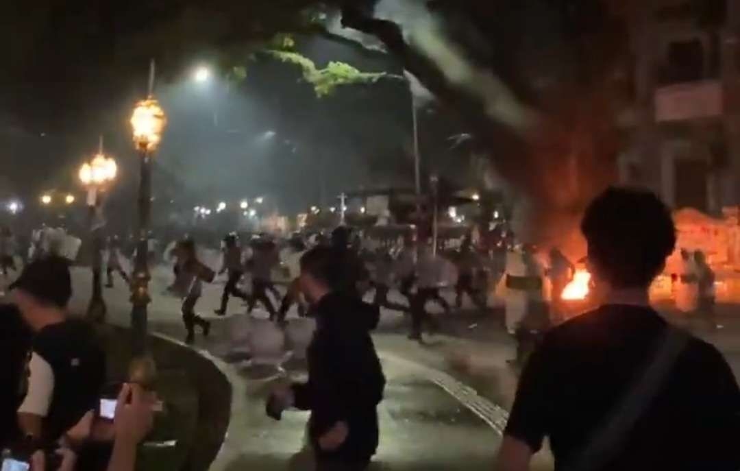 Tenaga Medis dan Jurnalis Diserang Saat Demo UU TNI di Malang Picu Kecaman