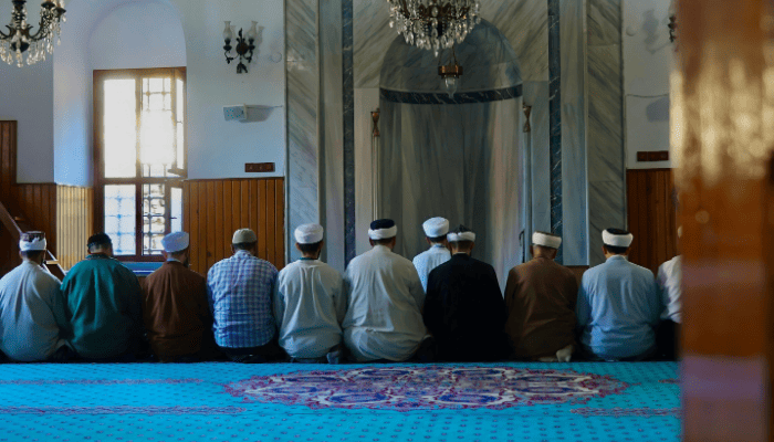 Jam Berapa Buka Puasa di Pekanbaru? Cek Jadwal Sholat Lengkap di Sini