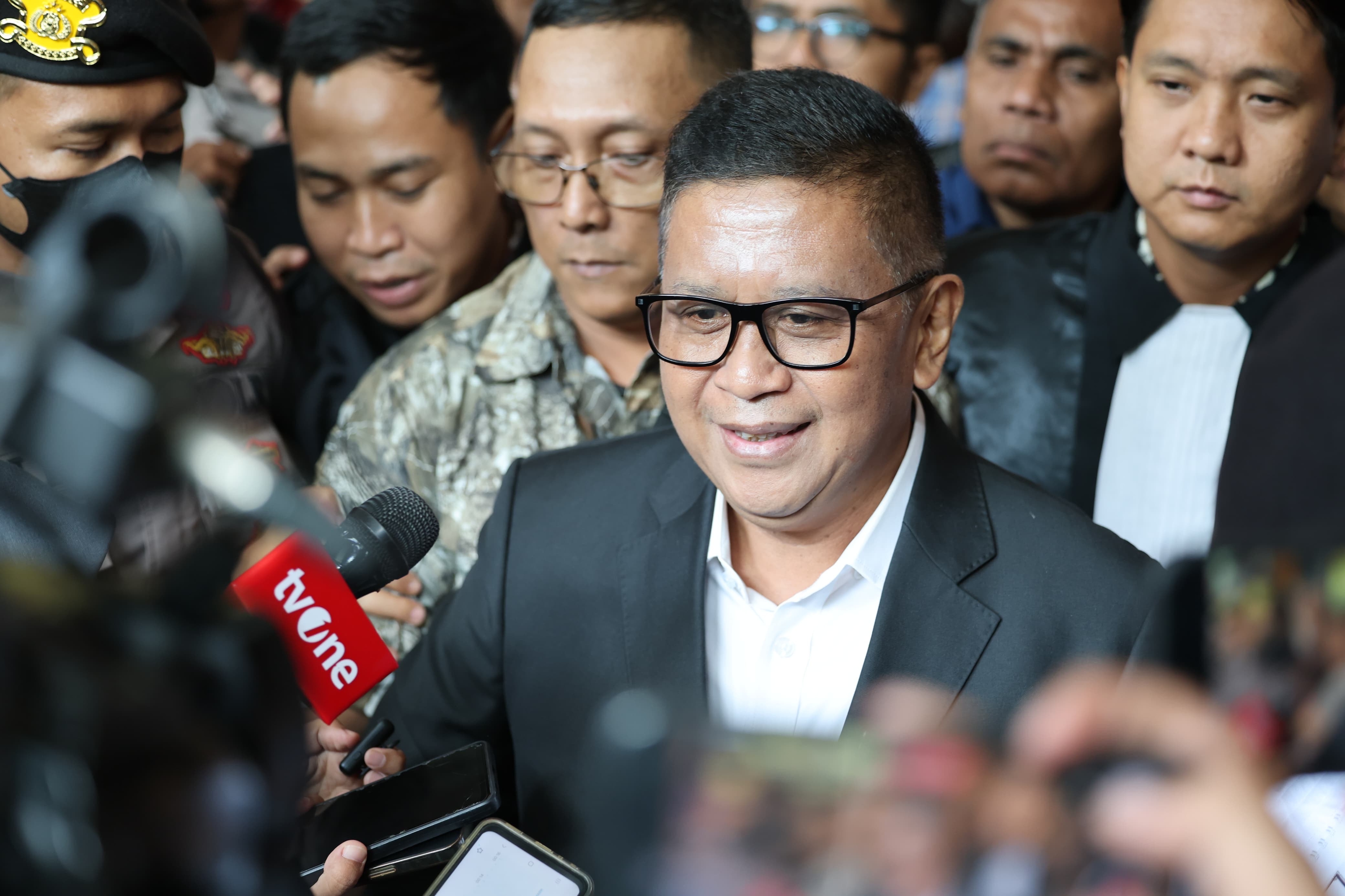 Hasto Usai Disidang: Beberapa Dakwaan yang Seperti Dipaksakan, Tak Bisa Dijawab Jaksa