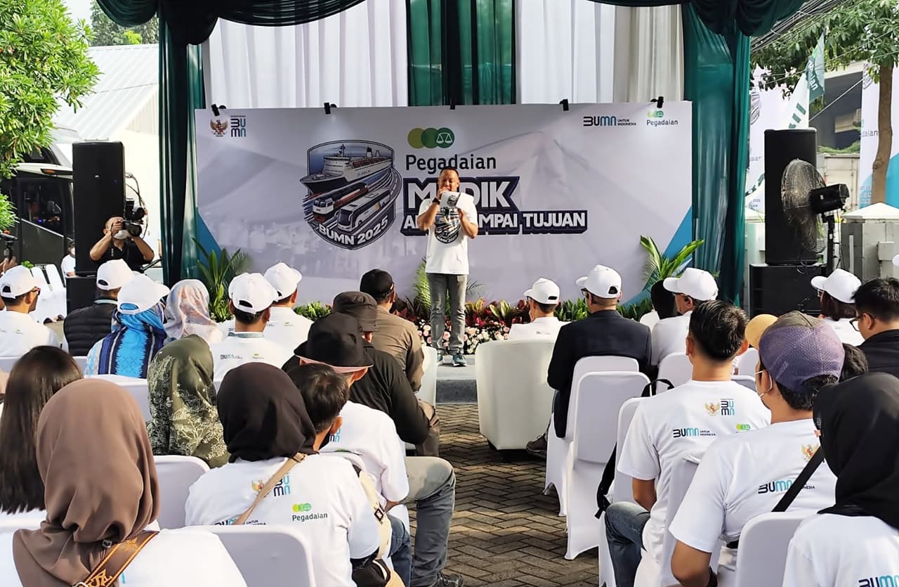 500 Nasabah Diberangkatkan ke Jateng dan Jatim Lewat 'Pegadaian Mudik Aman Sampai Tujuan'