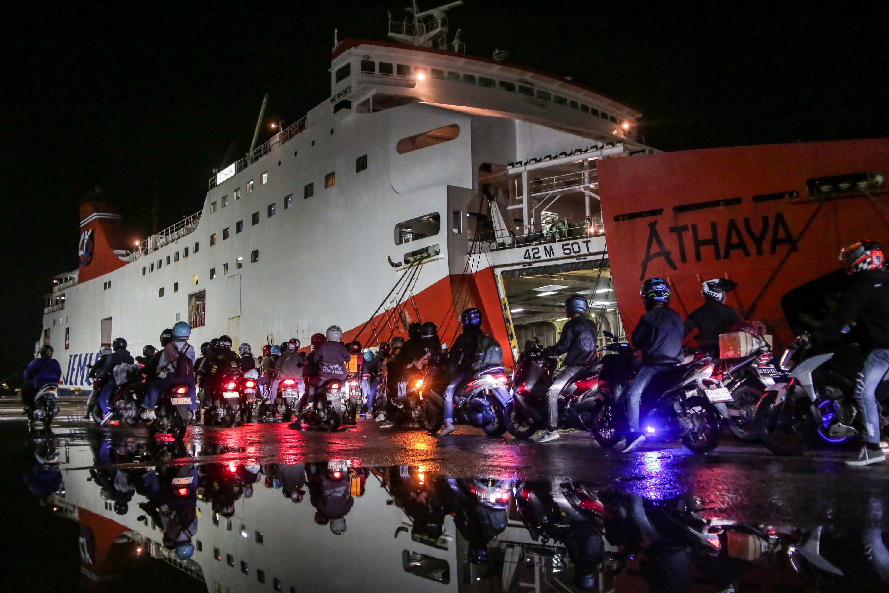 Jelang Malam Tahun Baru, ASDP Pastikan Layanan Jawa–Bali Aman dan Lancar