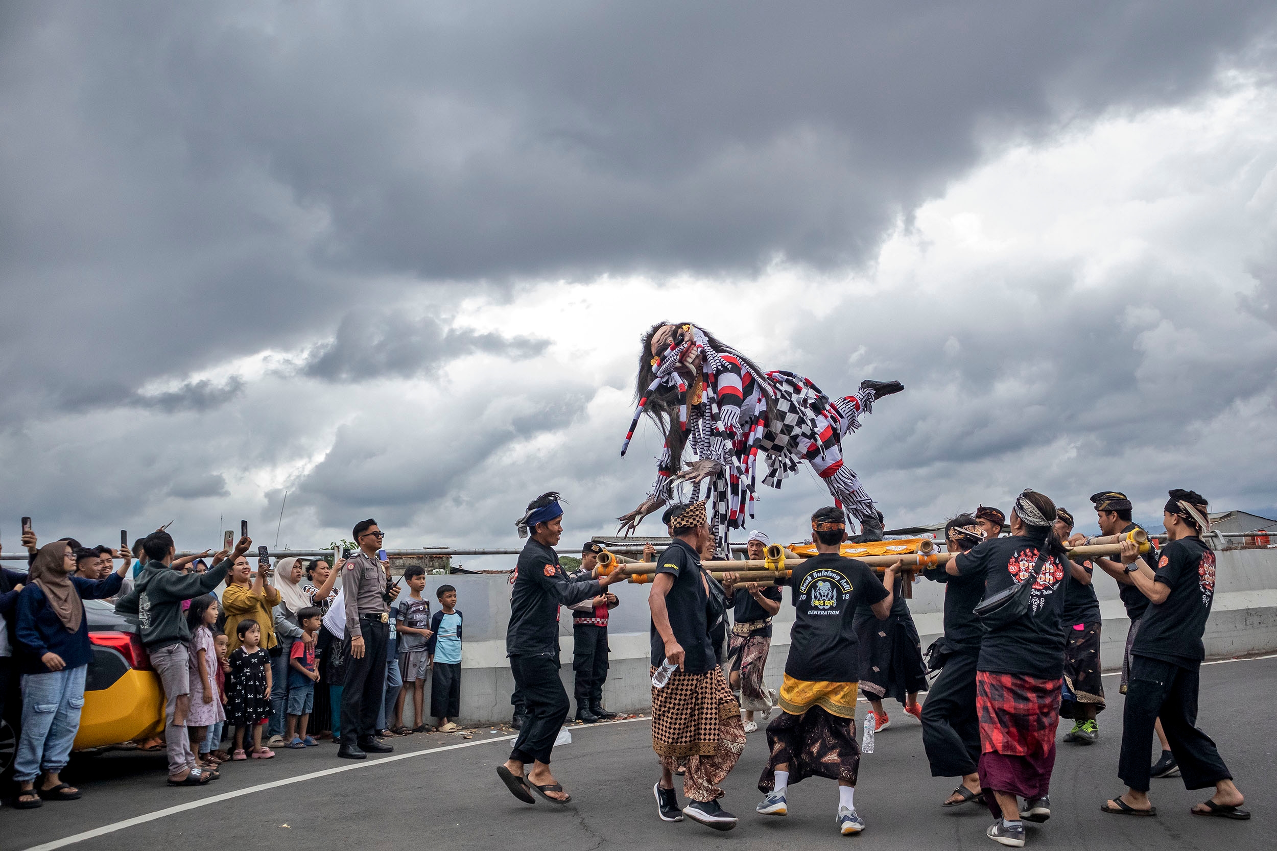 Bagaimana Cara Kita untuk Menghargai Keanekaragaman Budaya yang Ada di Republik Indonesia? Inilah Jawaban yang Akurat