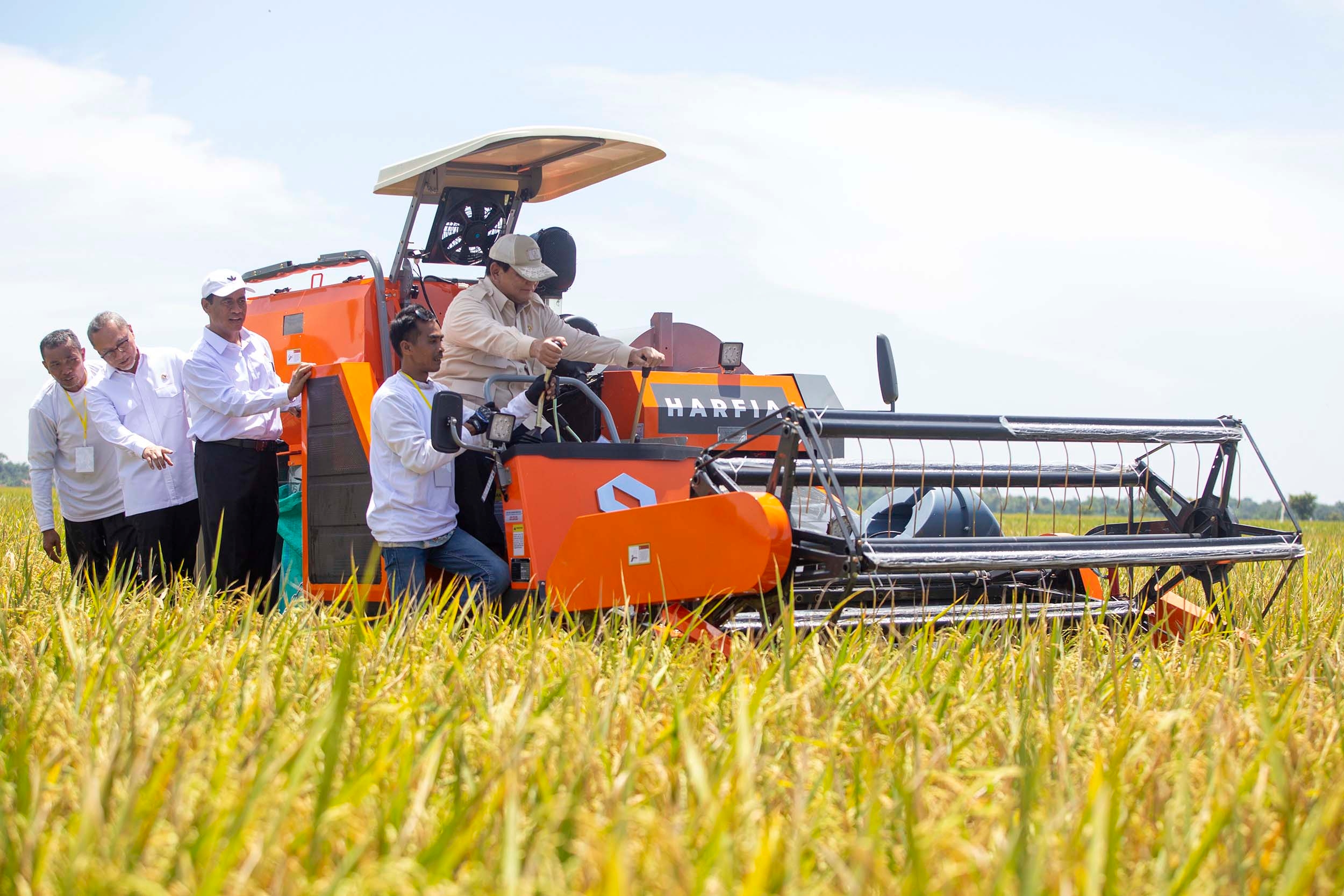 PCO: Era Prabowo Bawa Kebangkitan Petani, Pertumbuhan Pertanian Tertinggi Sejak 53 Tahun