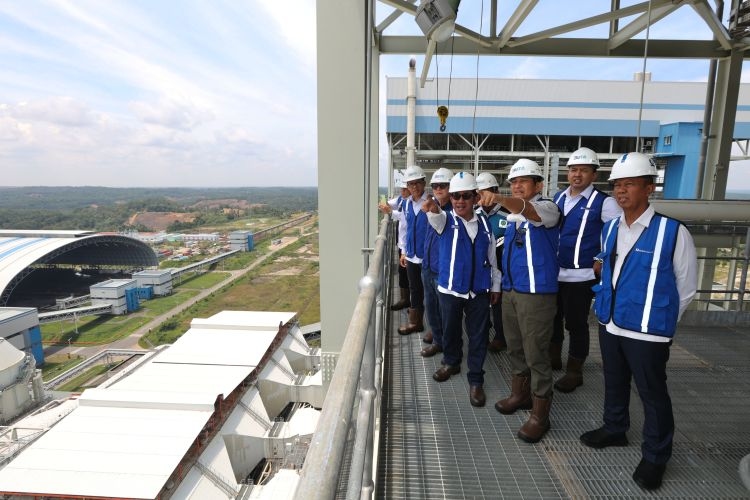 MIND ID Siap Pasok Energi untuk Elektrifikasi Seluruh Sumatera