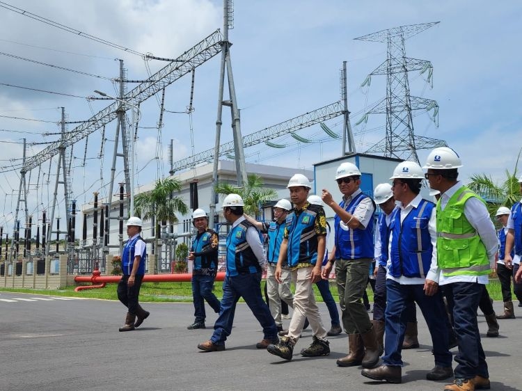 Dorong Pertumbuhan EKonomi 8 Persen, MIND ID Siapkan Investasi Proyek Strategis Hilirisasi USD14,3 Miliar