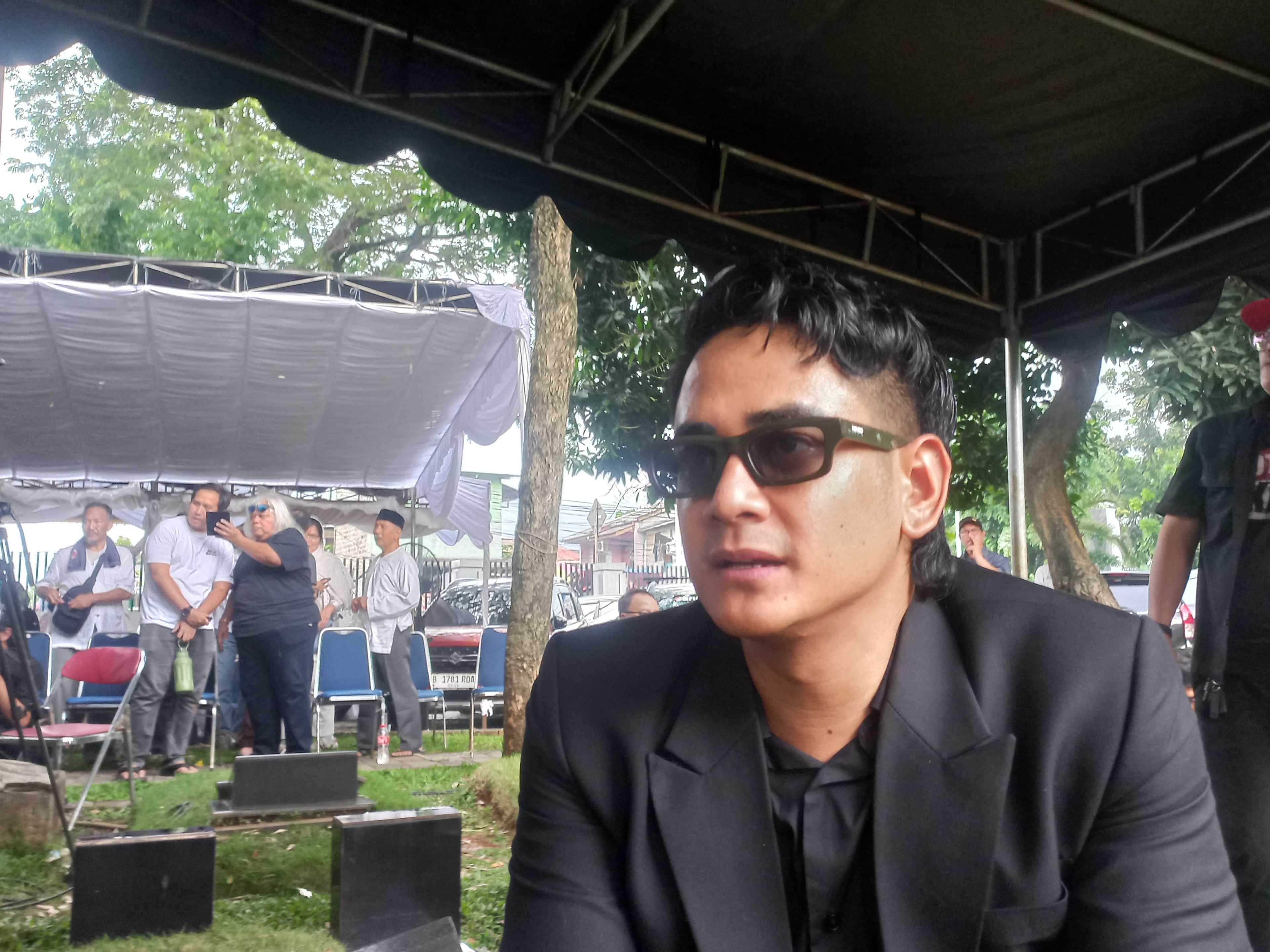 Dwi Andhika Kenang Pernah Diomelin Titiek Puspa Karena Hal Ini...