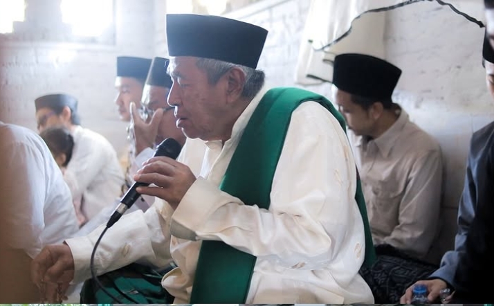Jejak Keilmuan KH Muhammad Nawawi Umar Kempek, Ulama yang Konsisten Jaga Tradisi Pesantren