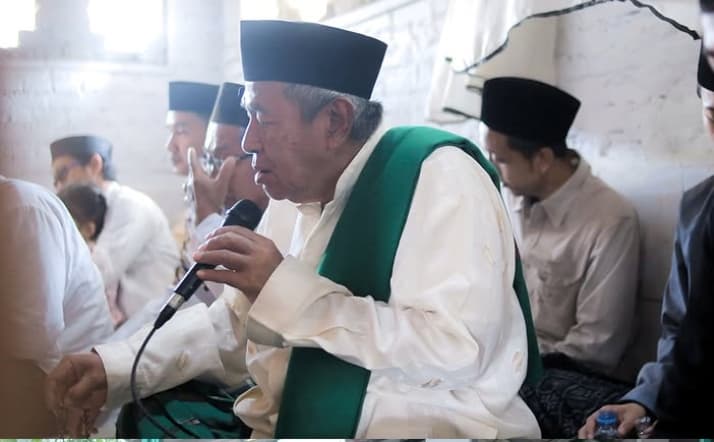 Jejak Keilmuan KH Muhammad Nawawi Umar Kempek, Ulama yang Konsisten Jaga Tradisi Pesantren
