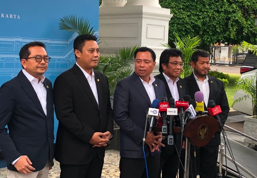 Komisi V DPR Lapor ke Prabowo Soal Kualitas Jalan hingga Penindakan Truk Obesitas