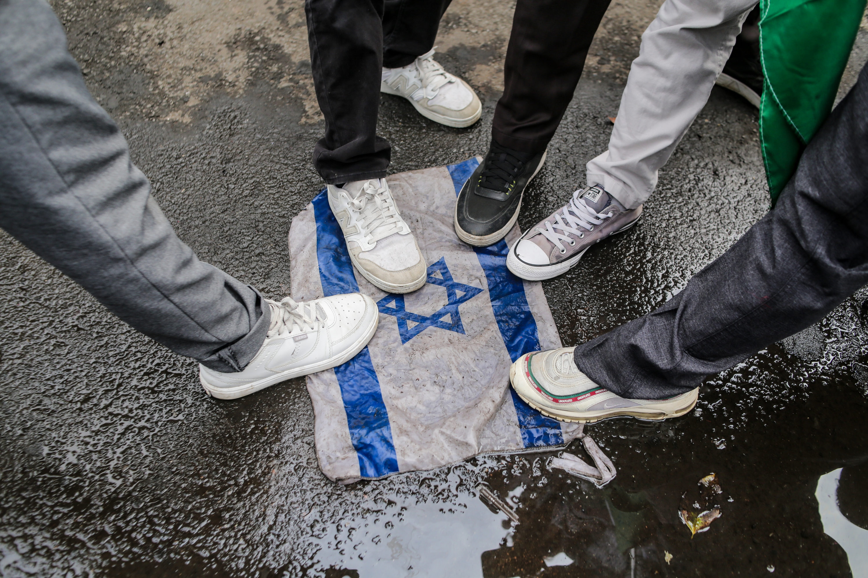 BREAKING NEWS: Israel Serang Iran