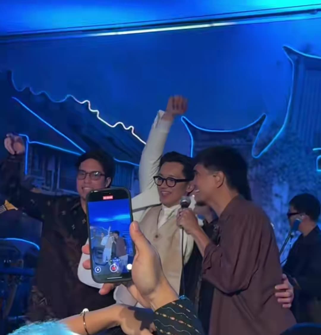 Nikah Intimate, Brandon Salim dan Dhika Himawan Datangkan Sheila On 7