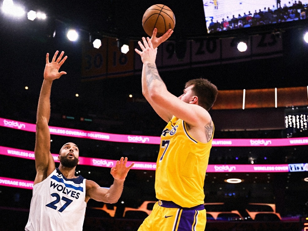 Play-off NBA: Kalahkan Timberwolves di Laga Kedua, Los Angeles Lakers Samakan Kedudukan 1-1