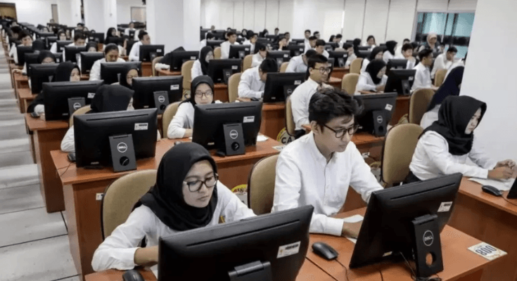 Catat! Ini Aturan Pakaian Peserta UTBK 2025 yang Wajib Dipatuhi, Cek Daftar Tata Tertib Selama Ujian Berlangsung!