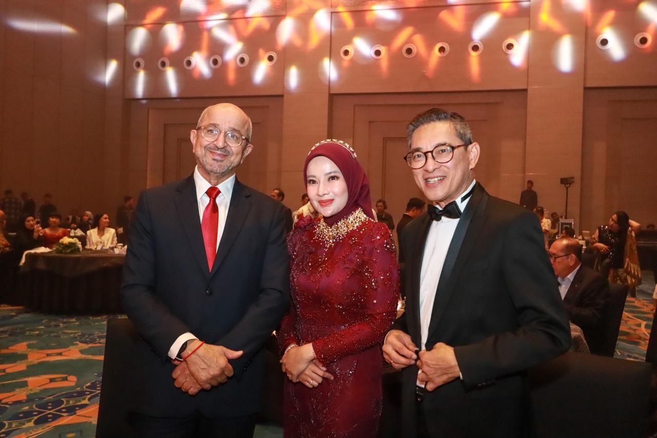 Kisah dr. Ayu Widyaningrum, Dokter Estetika dan Dermatologi dengan Ratusan Penghargaan