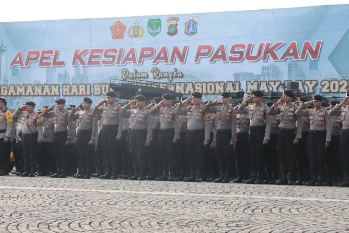 Polisi Terjunkan 13.701 Personel Gabungan Sukseskan Peringatan Hari Buruh di Monas