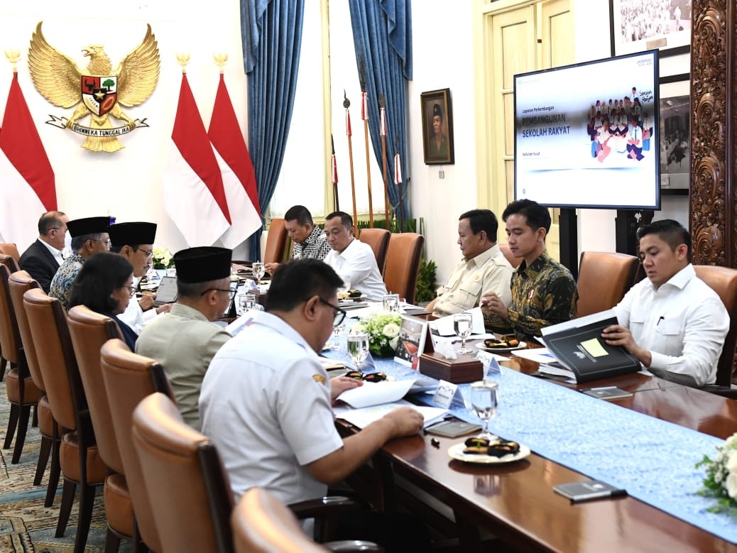 Jamin Tepat Sasaran, Prabowo Minta Sekolah Rakyat Disiapkan dengan Matang dan Berbasis Data