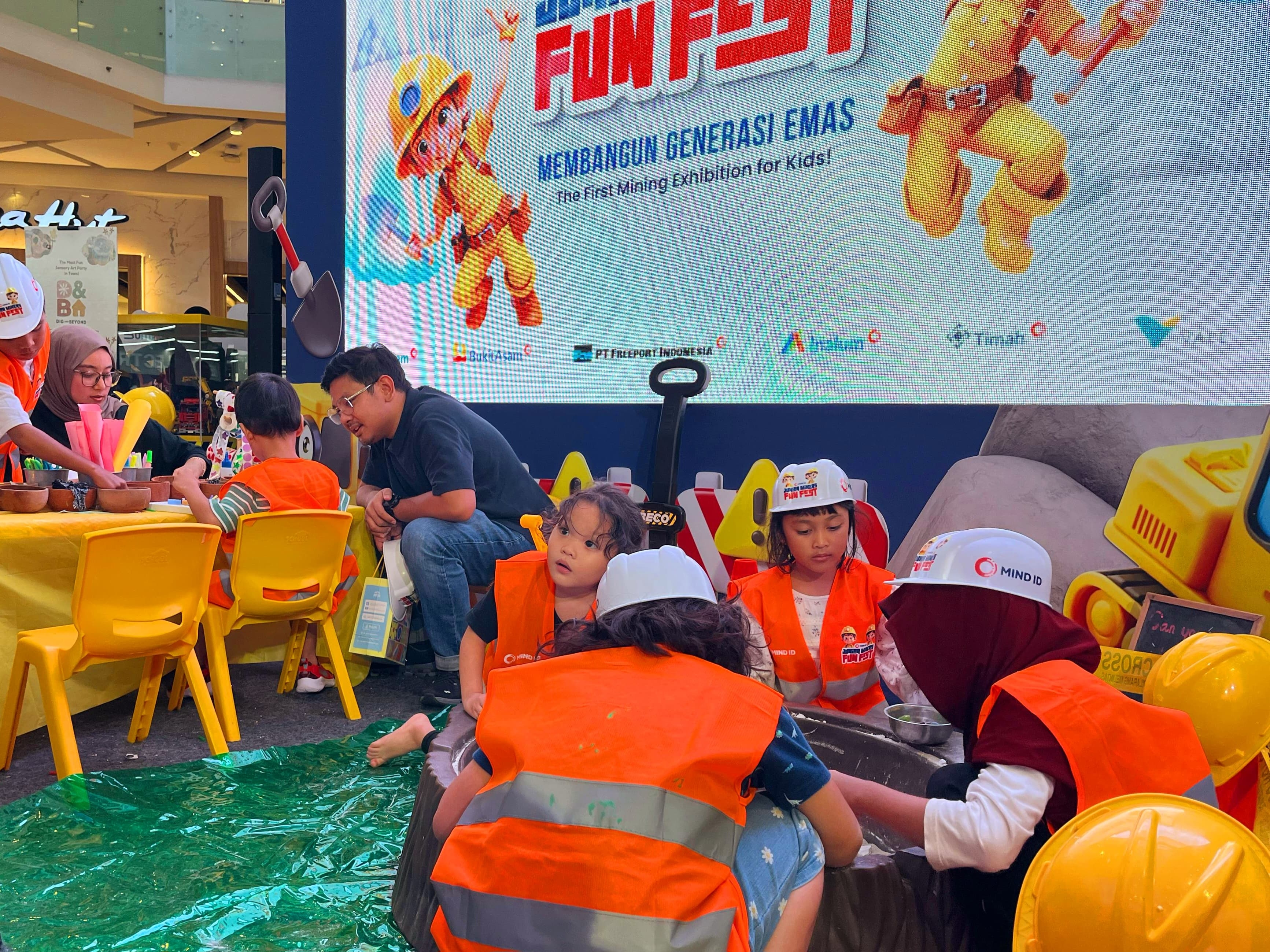 Rayakan Hari Pendidikan Nasional, MIND ID Gelar Junior Miners Fun Fest 2025