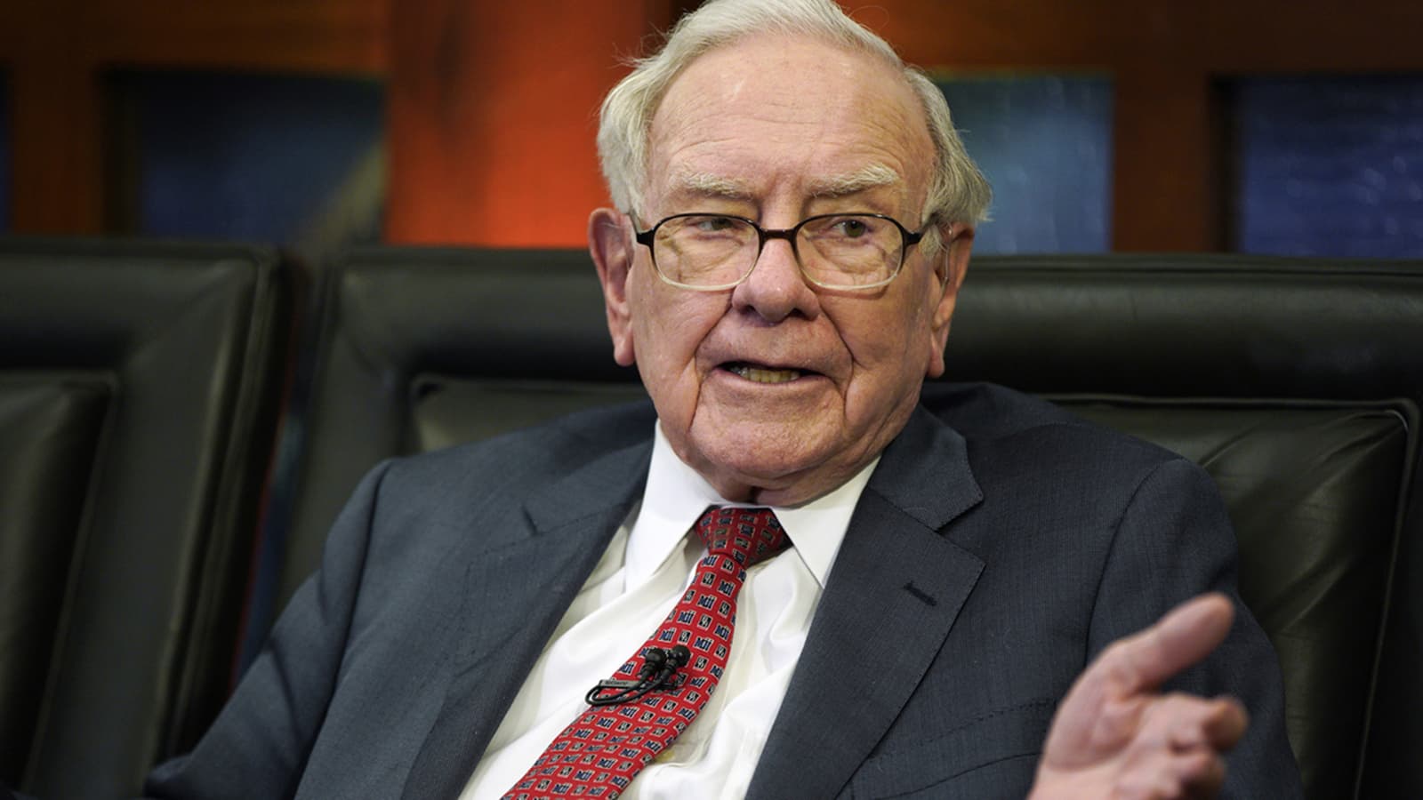 Kritik Tarif AS, Warren Buffet Sebut Proteksionisme Bukanlah Senjata Perdagangan