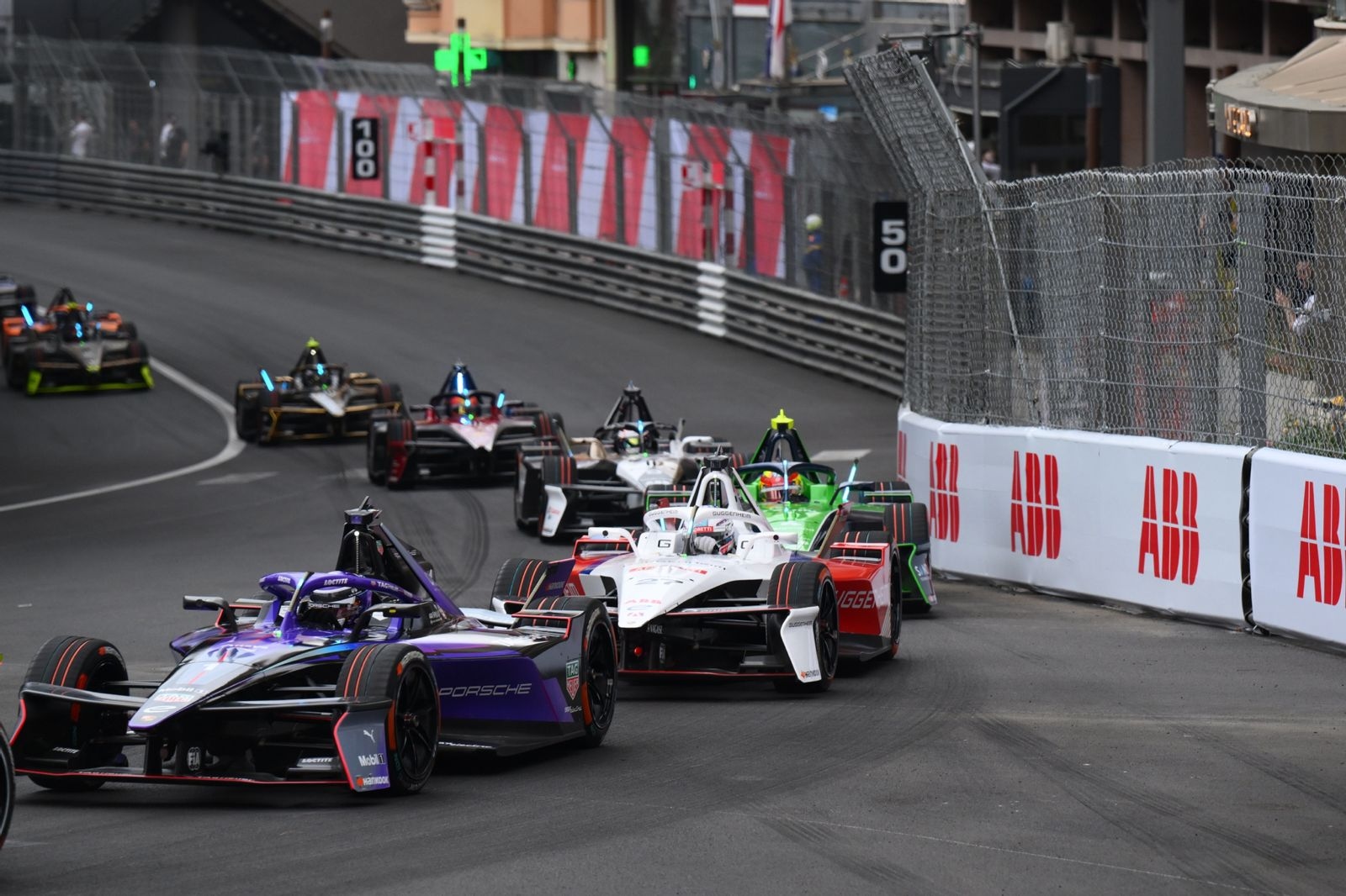 Formula E Monaco E-Prix 2025: Rowland dan Buemi Berbagi Kemenangan di Seri Ganda