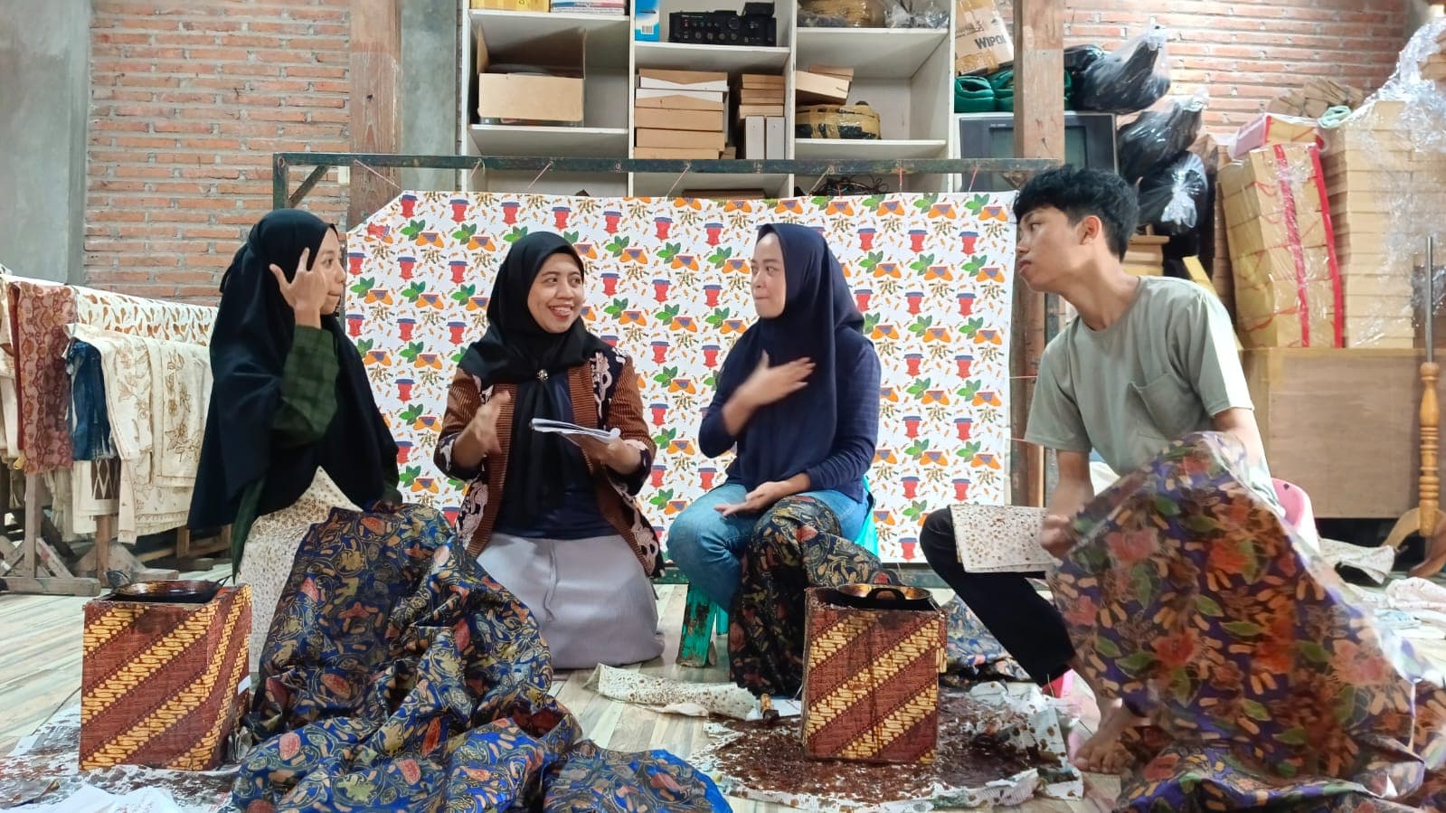 Pertamina Salurkan Hibah Alat Teknologi Senilai Rp800 Juta Bagi Pemenang UMK Academy