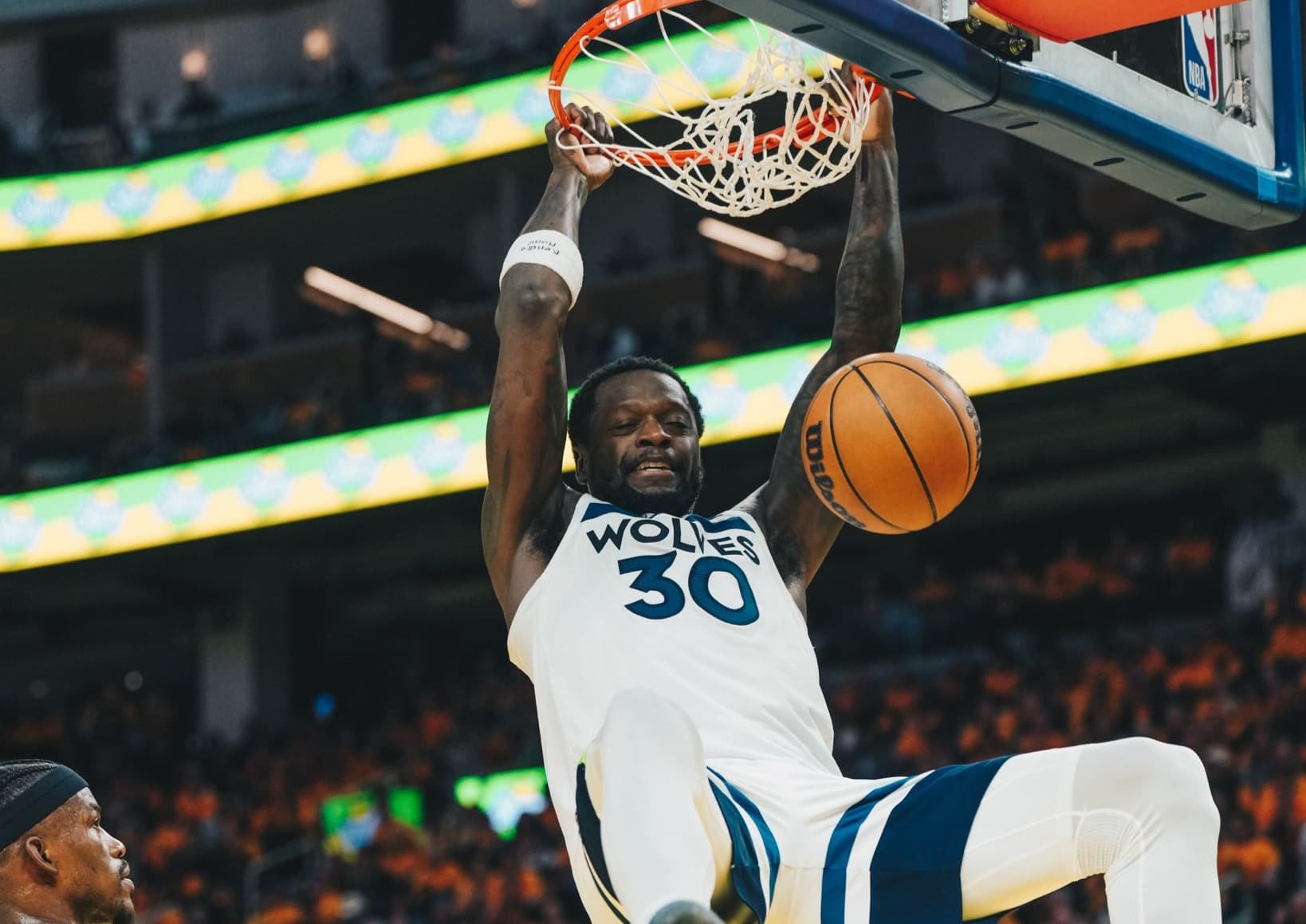 Play-off NBA: Minnesota Timberwolves Menangi Game 4, Golden State Warriors di Ambang Eliminasi