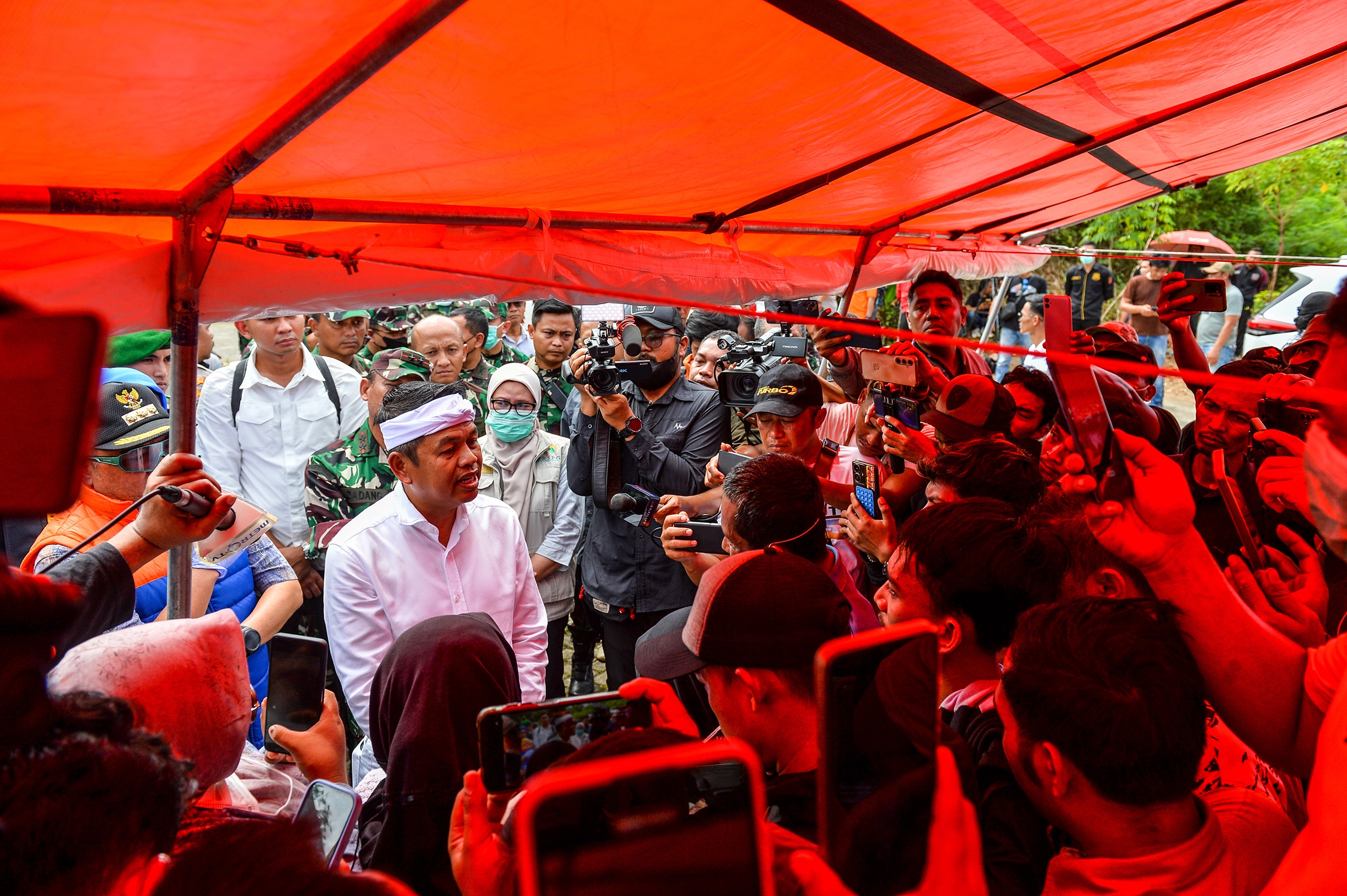 Dedi Mulyadi Tanggung Kebutuhan Anak Korban Ledakan di Garut, per Keluarga Rp50 Juta