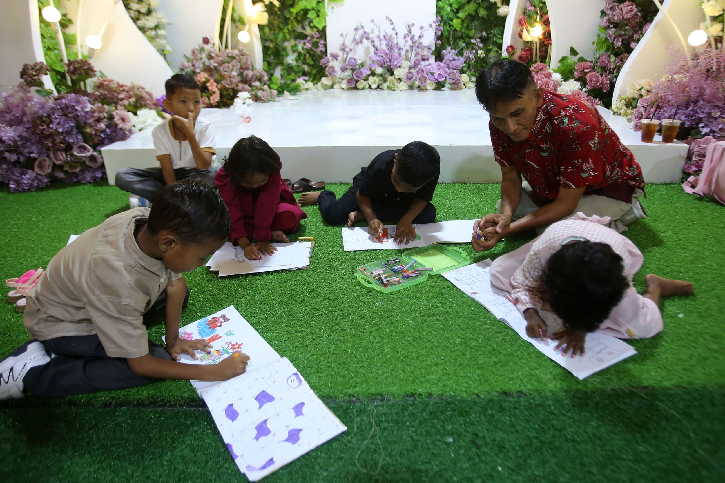 Pembelajaran Sosial Emosional Merupakan Pengembangan dari Teori Apa? Inilah Jawaban yang Akurat