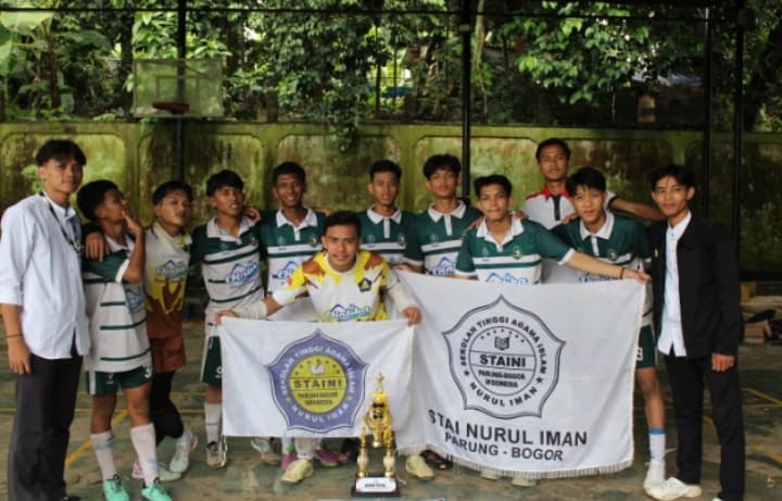 Tim Futsal STAI Nurul Iman Parung Raih Juara 1 SEBI Futsal Competition 2025 Se-Jabodetabek