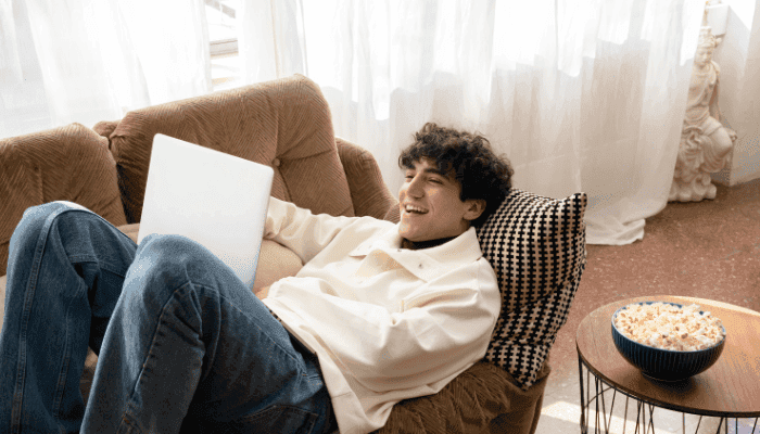 Bukan LK21! Ini 15 Aplikasi Nonton Film Gratis dan Resmi untuk Pengalaman Streaming Terbaik