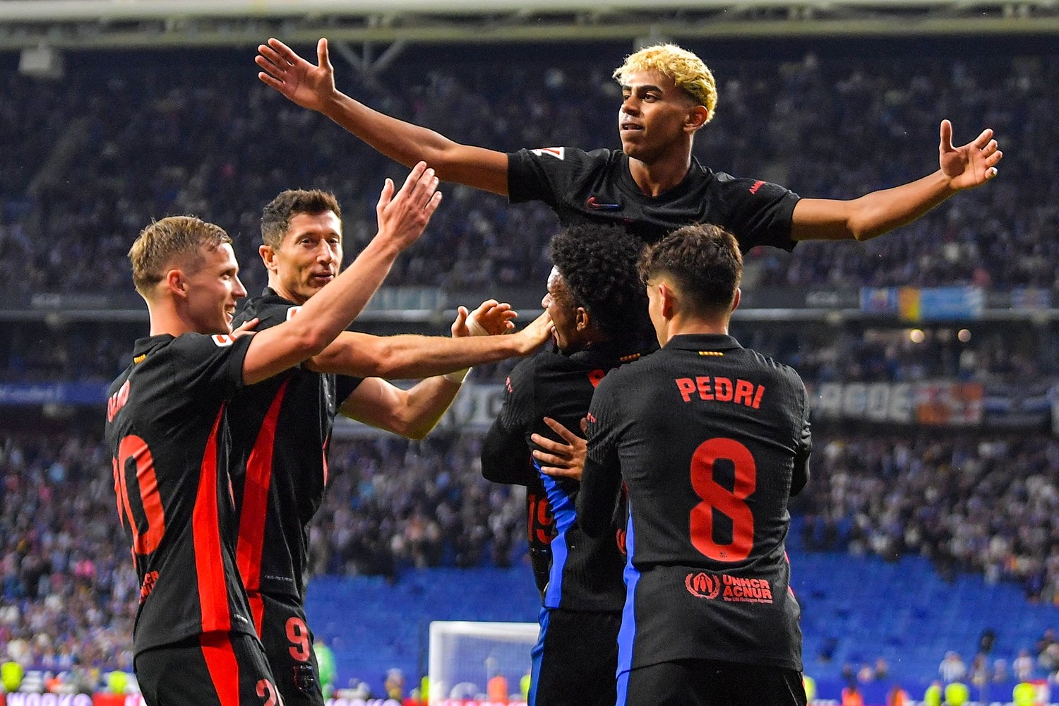 Espanyol vs Barcelona: Gol Yamal dan Fermin Pastikan Blaugrana Kampiun La Liga 2024-2025!