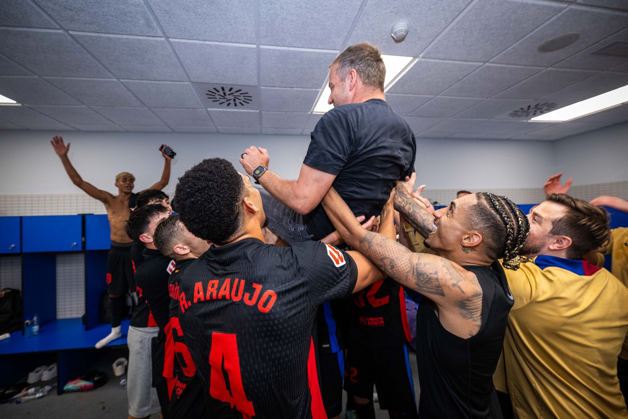 Berapa Uang yang Diterima Barcelona Setelah Juara La Liga dan Kompetisi Lainnya?