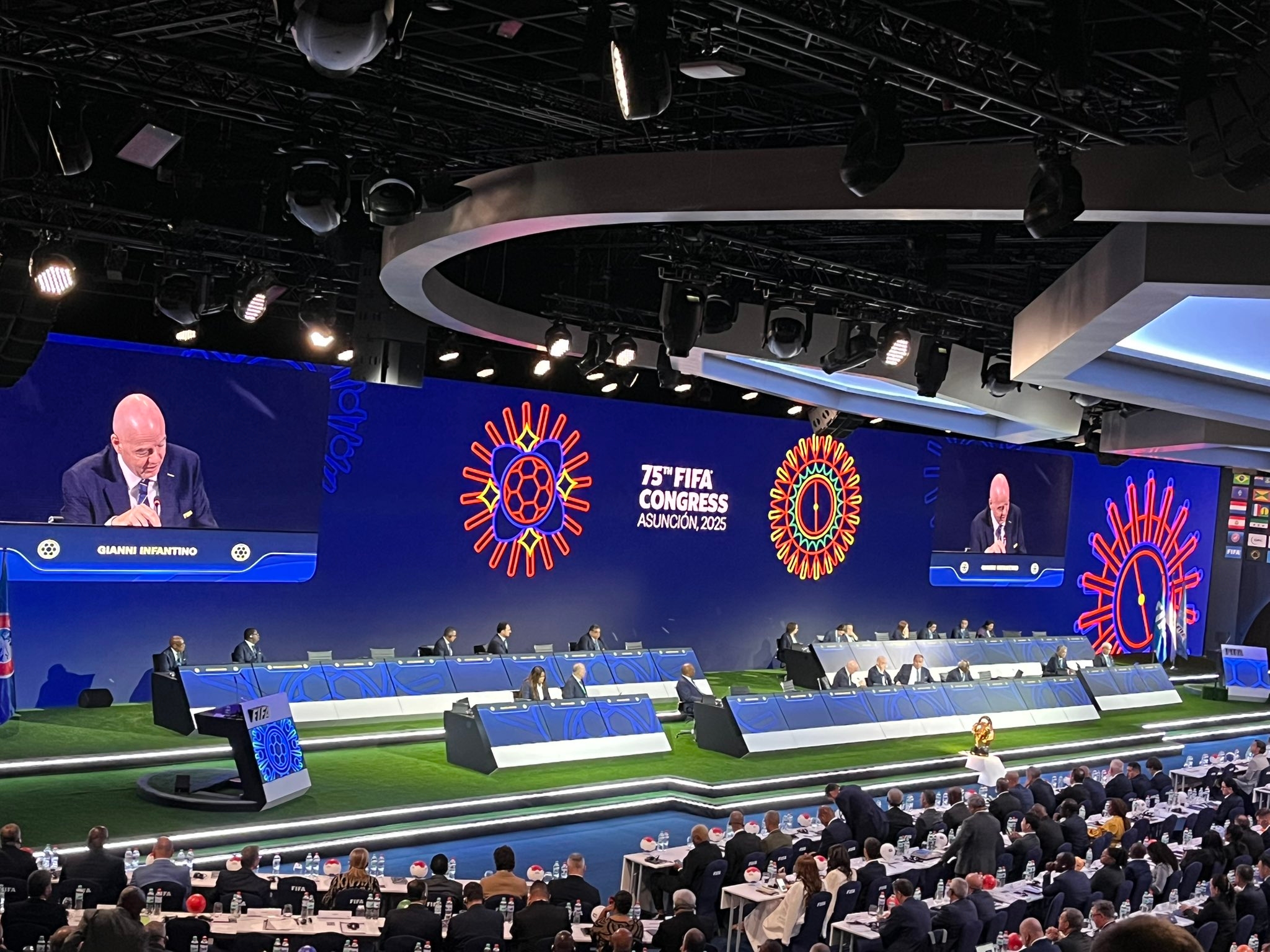 Gianni Infantino Telat Datang, Sejumlah Delegasi Walk-Out dari Kongres Tahunan FIFA