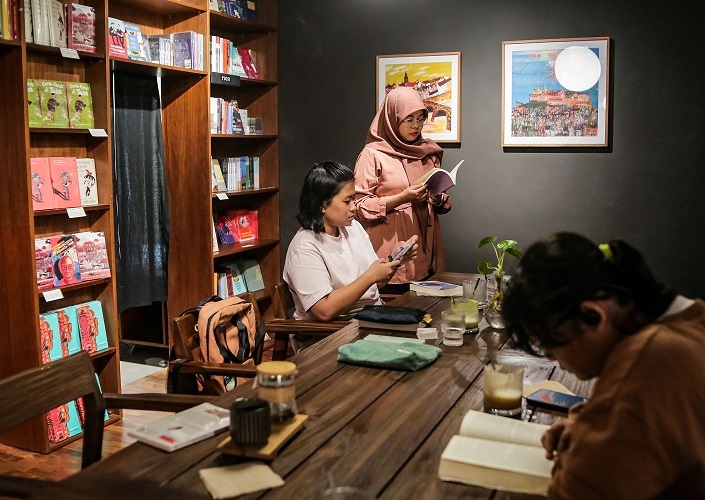 Perkuat Peran Perpustakaan dalam Budaya Membaca di Tengah Disrupsi AI